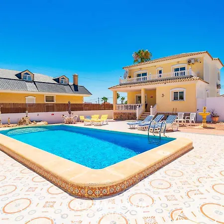 Villa Stunning Rosa In Rojales Spacious 4-bedroom Retreat With Private Pool *