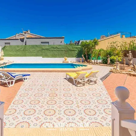 Villa Stunning Rosa In Rojales Spacious 4-bedroom Retreat With Private Pool