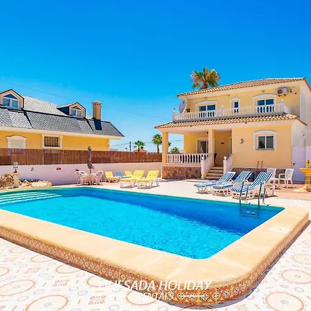 Stunning Rosa In Rojales Spacious 4-bedroom Retreat With Private Pool Villa Ciudad Quesada